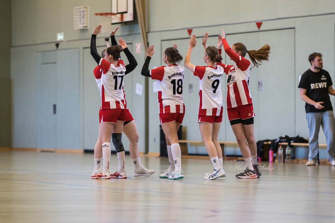Bild 2 - wBJ SV Henstedt Ulzburg - Bramstedter TS : Ergebnis: 27:15